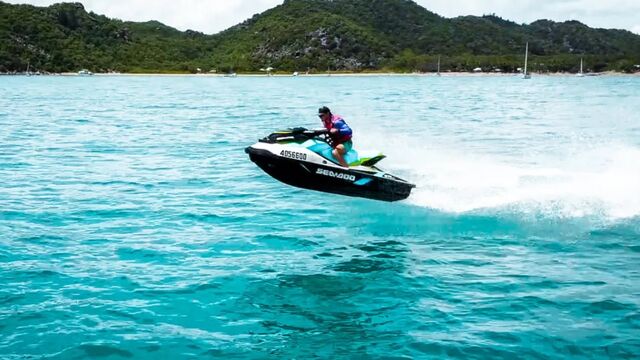 Magnetic Island Jet Ski Hire & Ferry