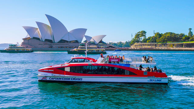 Hop On Hop Off  Harbour Explorer - 1-Day Pass